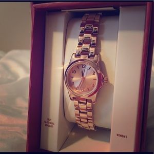 Women’s Rose Gold Watch